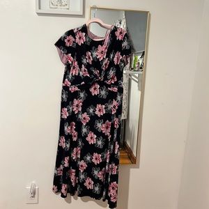 Brand:jessica howard,color:black,pink with flowers